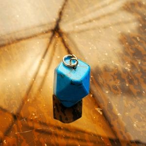 A Sky Blue Precious Stone Pendant